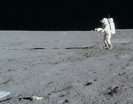 LA NASA a un astronauta del Apollo 14: Queremos que nos devuelvas nuestra cmara