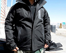 Chaqueta con control de clima te mantiene con calor o fro