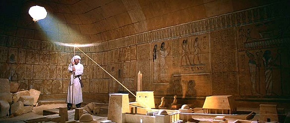 Los arquelogos descubren tumbas egipcias desde el espacio